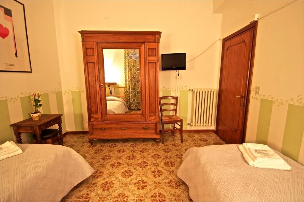 Affittacamere La Casa Di Elide Arezzo Room photo